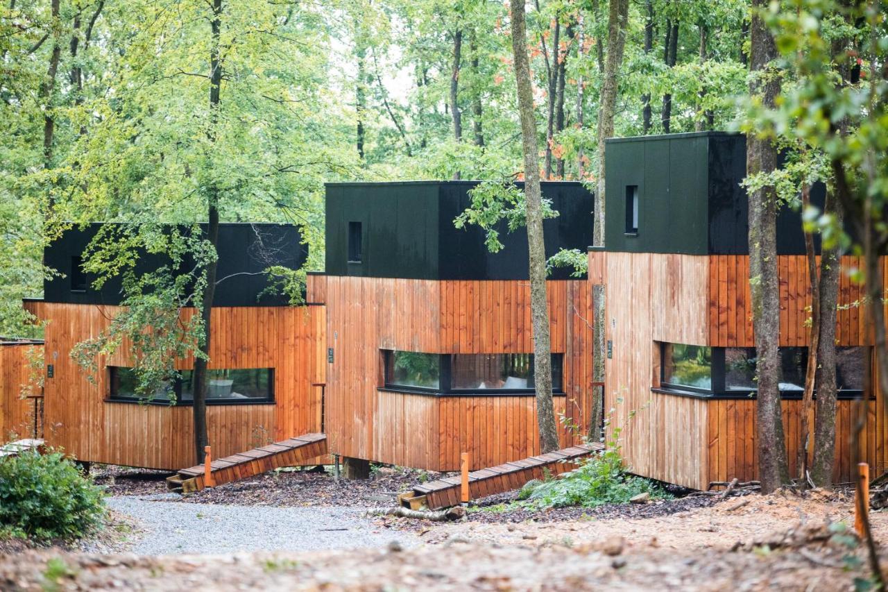 Forest Cube Oignies Экстерьер фото