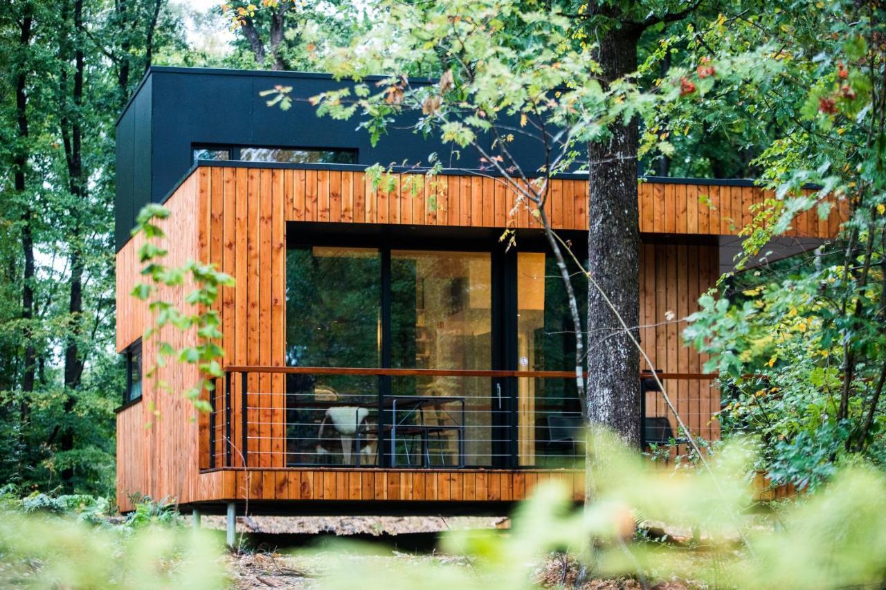 Forest Cube Oignies Экстерьер фото